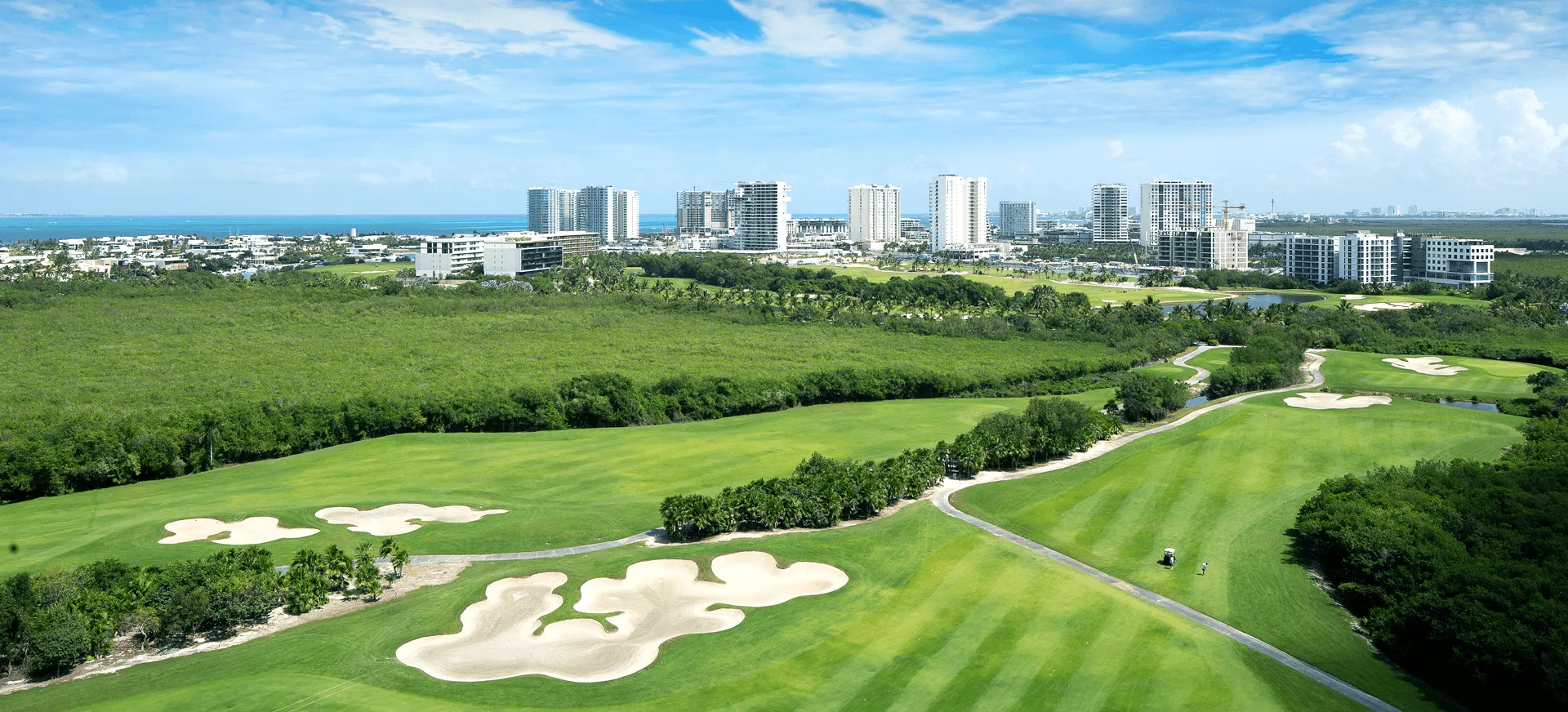 Woha_Departamentos en venta en Puerto Cancún_Campo Golf